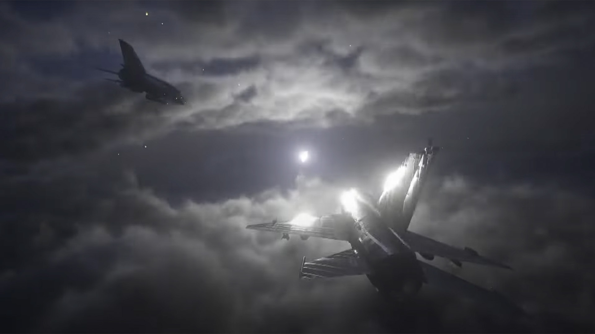 Military planes flying after an unidentified light in the sky