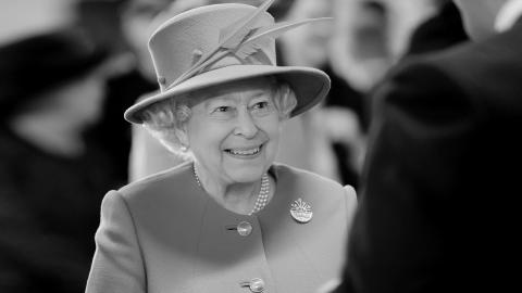 A photograph of Queen Elizabeth II in 2015