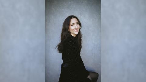 Professional headshot of Alice Loxton