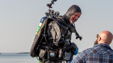 Tony Sampson in full scuba gear