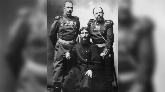Grigory Rasputin, Major General Putyatin and Colonel Loman | Public Domain | Wikimedia
