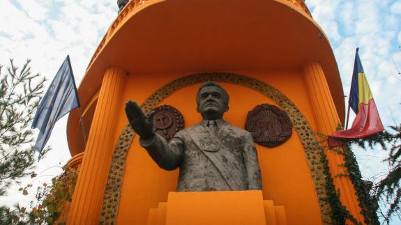 Statue of the former Romanian dictator Nicolae Ceausescu