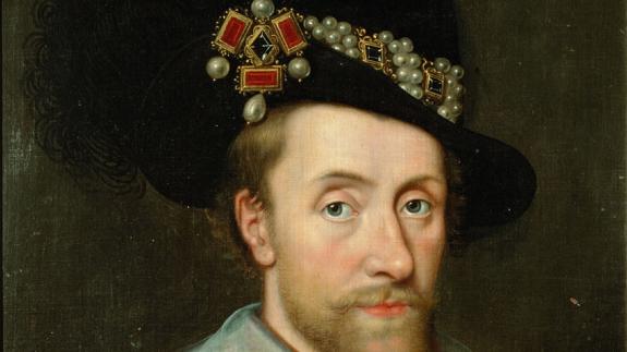James VI and I wearing the Three Brothers on his hat