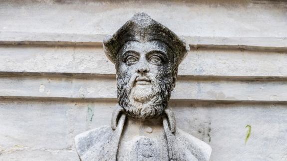 Water fountain with a bust of Michel de Nostradame or Nostradamus