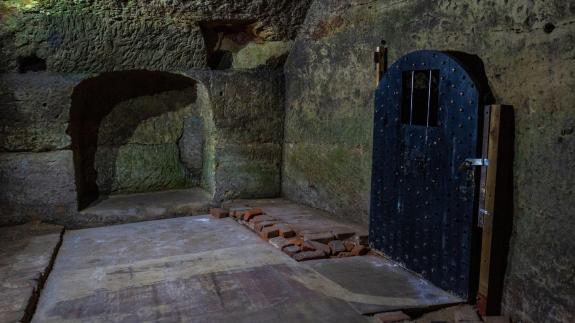 Entrance to the oubliette deep dungeons in Nottingham's County Gaol in the National Justice Museum, Nottingham