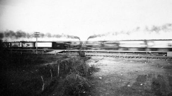 Black and white photograph of the moment of impact between the two trains during the 'Crash at Crush'