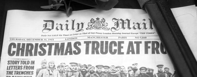 Front page of the Daily Mail from 1914 showing the Christmas Truce