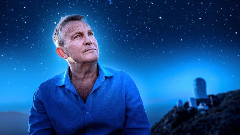 Bradley Walsh looking up to the night's sky